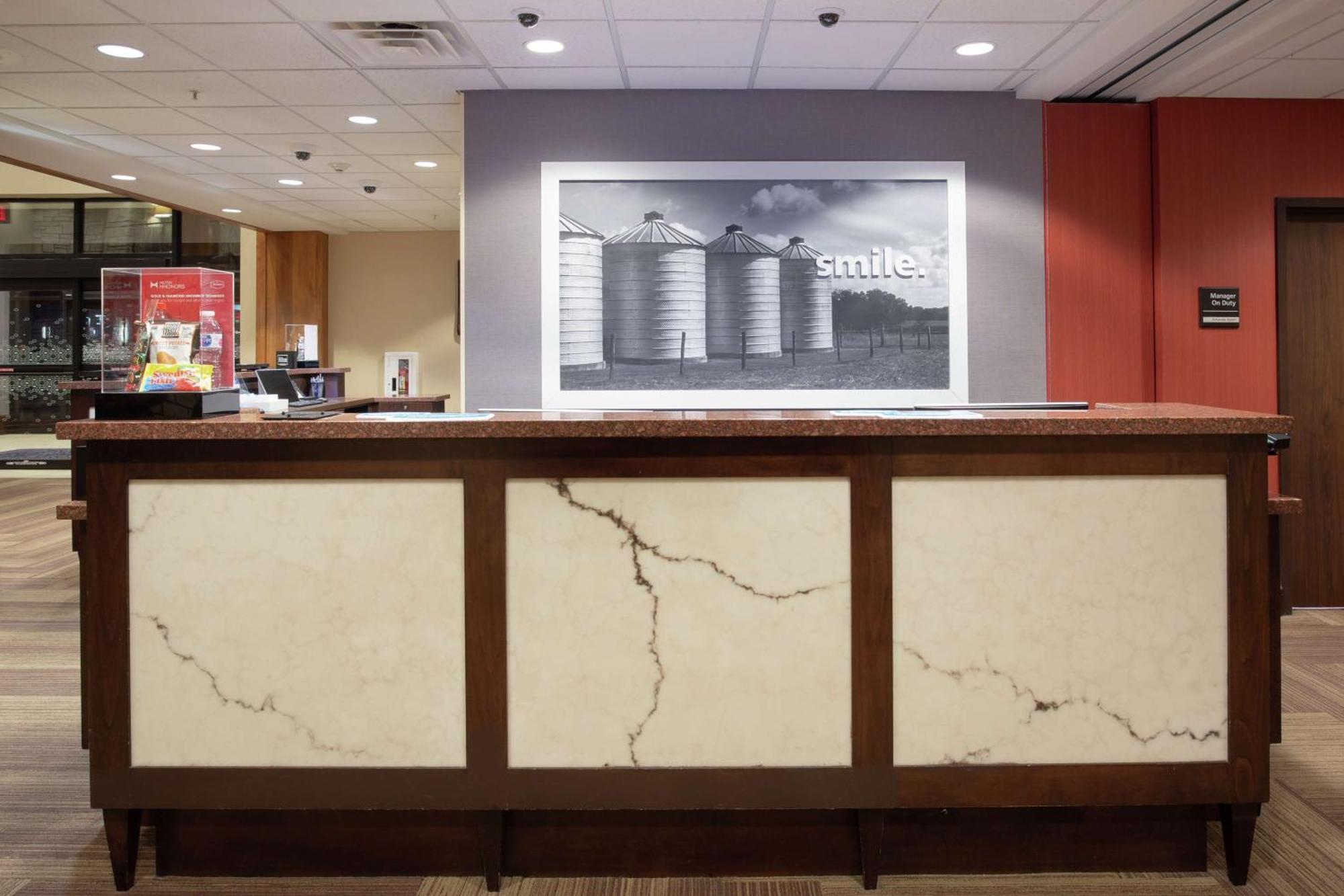 Hampton Inn & Suites I-35/Mulvane מראה חיצוני תמונה