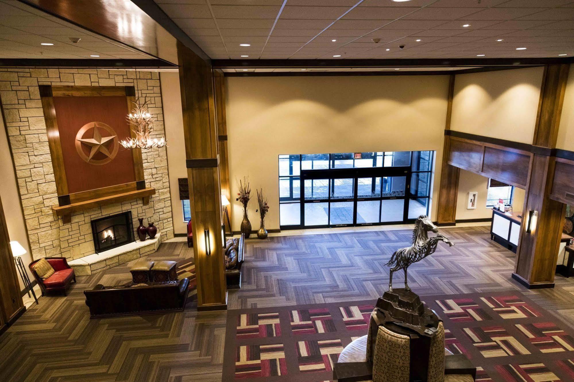Hampton Inn & Suites I-35/Mulvane מראה חיצוני תמונה