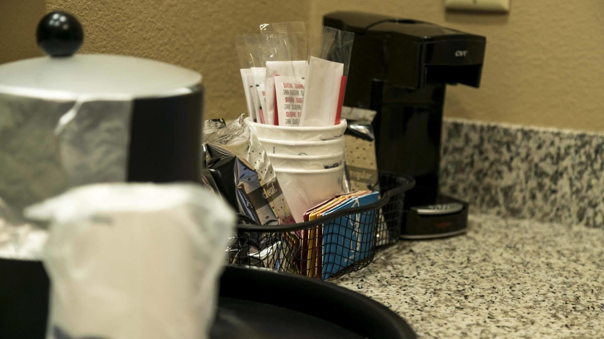 Hampton Inn & Suites I-35/Mulvane מראה חיצוני תמונה